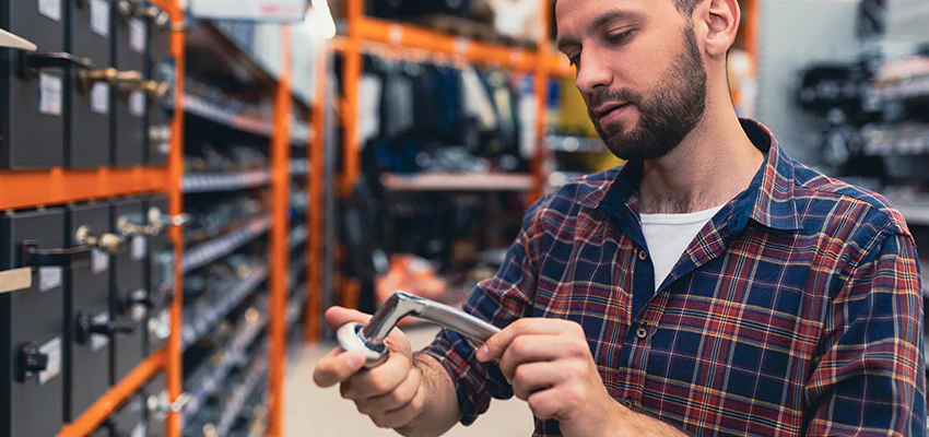 Locksmith For Retail Stores Lockout Services in San Diego Country Estates, California